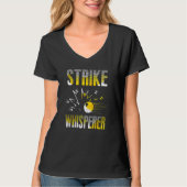 Strike Whisperer Bowling  Bowler Team Gag Tシャツ (正面)