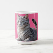 Striking Gray Tabby Cat with Green Eyes コーヒーマグカップ (中央)