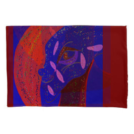 Strikingly Beautiful Creature Pillowcase Set 枕カバー