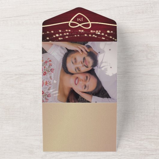 String Lights金ゴールドとブルゴーニュ結婚ーズ オールインワン招待状 (外側)