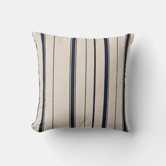 Striped Navy Blue and Cream Throw Cushion クッション (正面)