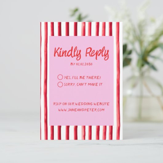 Striped Pink & Red Handwriting Wedding 出欠カード (スタンド正面)