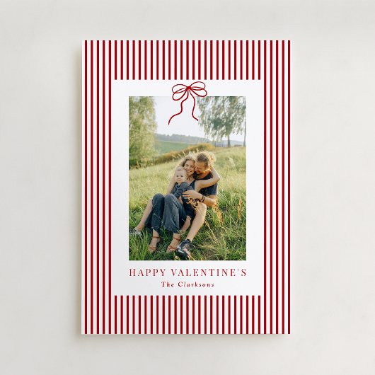 Striped Red Bow Family Photo Valentine’s Day Card シーズンカード