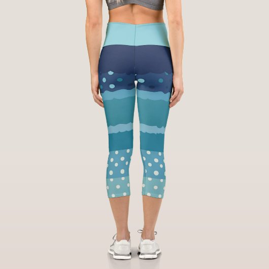 Stripes and Polka dot in Shades of Blue  カプリレギンス (裏面)