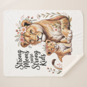 Strong Moms Raise Strong Kids シェルパブランケット (正面(横))