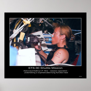 STS-90のKathryn P. Hire宇宙飛行士 ポスター