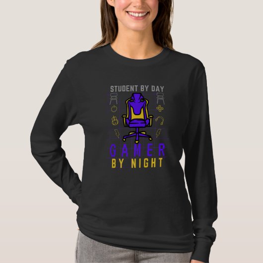 Student By Day Gamer By Night Funny Gaming Adults Tシャツ (正面)