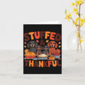 Stuffed And Thankful Dachshund Funny Thanksgiving カード (黄色い花)