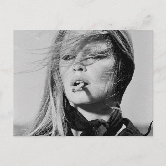 Stunning Brigitte Bardot B&W Portrait Postcard ポストカード (正面)