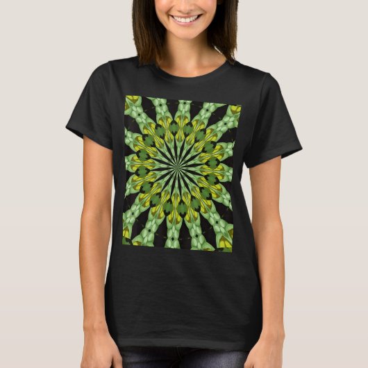 Stunning Multicolored Symmetrical Pattern Citrus T Tシャツ (正面)
