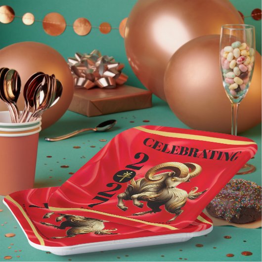 Stunning Red Gold Chinese Year of Fire Goat 2027 ペーパープレート (複数)