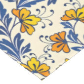 Stunning Seamless Pattern of Flowers and Leaves テーブルクロス (アングル)