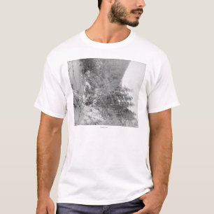 Sturgisへの枯れ木の道の景色 Tシャツ