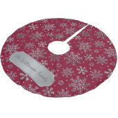 Stylish Burgundy Christmas w/ Elegant Snowflakes ブラッシュドポリエステルツリースカート (アングル)