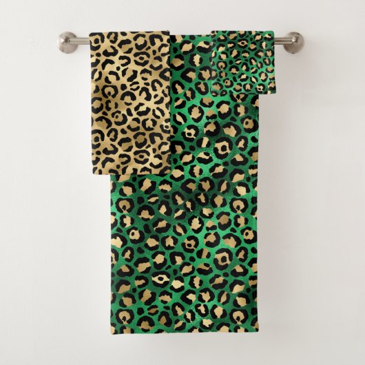 Stylish Green and Gold Foil Leopard Spots バスタオルセット (インサイチュ)