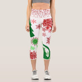 Stylish Green Christmas Tree Red Snowflakes White  カプリレギンス (正面)