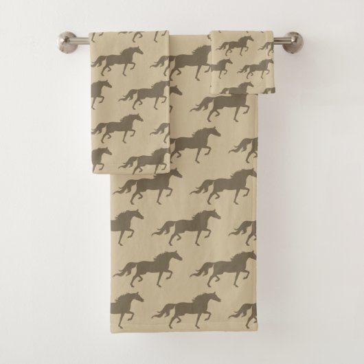 Stylish Modern Horse Silhouettes on Light Beige バスタオルセット (インサイチュ)