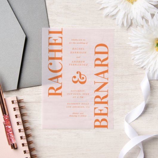 Stylish Pink and Orange Typography Wedding ベラム紙招待状 (ウェディング)