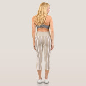 Stylish Taupe Hand Painted Striped Yoga Exercise カプリレギンス (裏面)