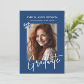 Stylish Trendy Blue Bows 2026 Graduate Photo 招待状 (スタンド正面)