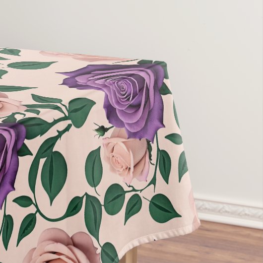 Stylized Purple Roses With Green Accents テーブルクロス (インサイチュ)