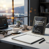 Success Is Planned, Not Hoped For” | Black & Gold プランナー手帳