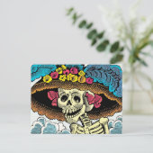 Sugar Skull Lady in Floral Sun Hat Pop Art Graphic ポストカード (スタンド正面)
