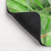 Sumac上で雨が離れ降る マウスパッド (コーナー)