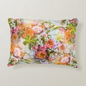 Summer flower background, bouquets of flowers アクセントクッション (裏面)