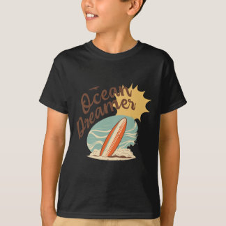 Summer - Ocean Dreamer Surfing  Tシャツ