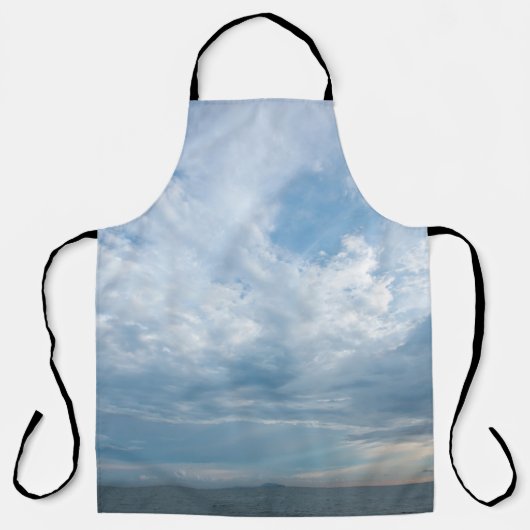 Summer on the beach with sunset sky. Copy space. M エプロン (正面)