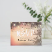 Summer's 結婚 String Lights Palm Tree RSVP返信 インビテーションポストカード (スタンド正面)