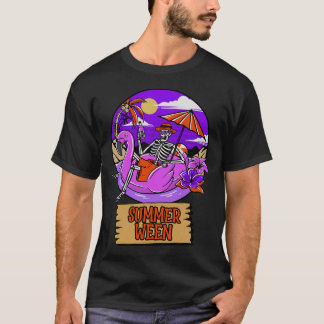 Summerween Skeleton Relaxing at The Beach Tシャツ