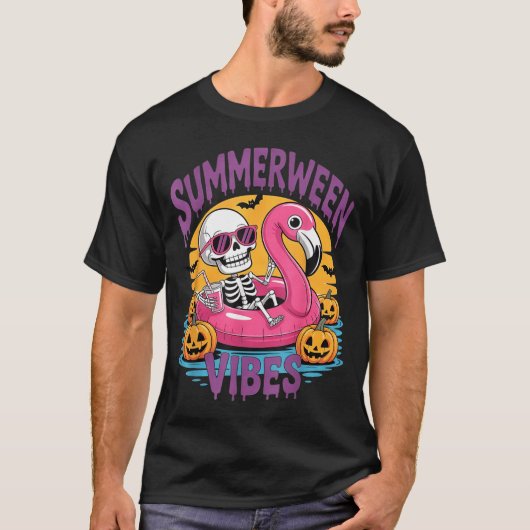 Summerween Vibes Skeleton Flamingo Spooky Hallowee Tシャツ (正面)