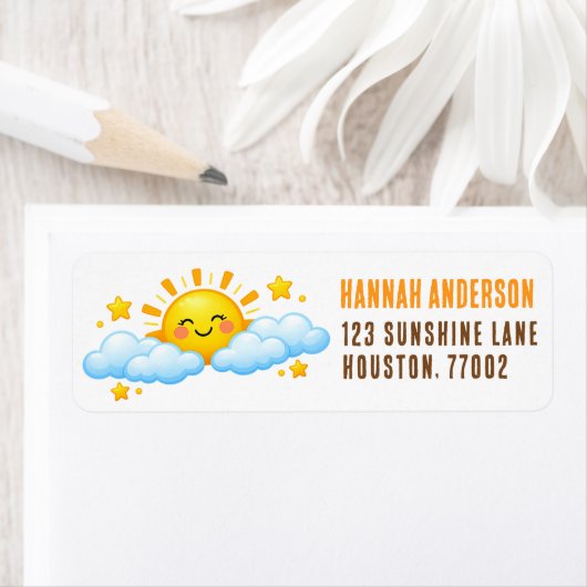 Sun & Clouds Baby Shower Return Address Label ラベル (インサイチュ)