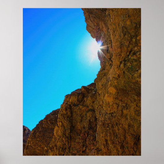 Sunburst Through Mojave Canyon Walls ポスター (正面)