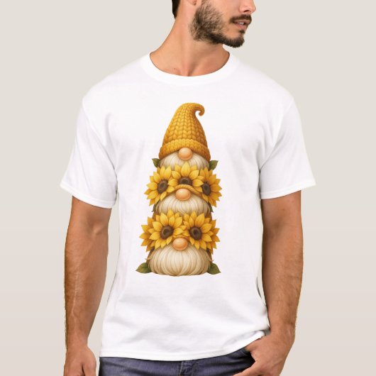 Sunflower Gnome Hidden Smiles Beneath the Golden  Tシャツ (正面)