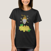 Sunflower Gnome With Bee  Hippie Gnome For Flower  Tシャツ (正面)