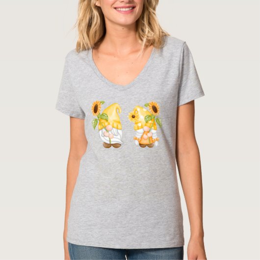 Sunflower Gnomes Gardening Gnome  Tシャツ (正面)