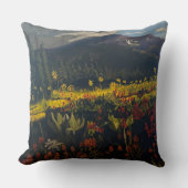 Sunflowers in the Mountains, by Gary Poling クッション (正面)