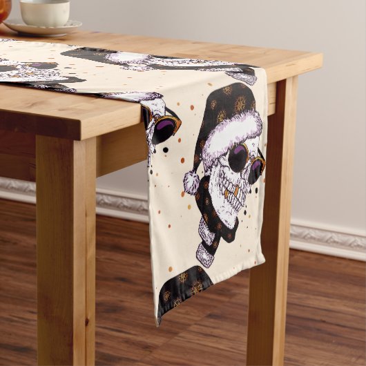 sunglassが付いているサンタのかわいいスカル ショートテーブルランナー (インサイチュ)