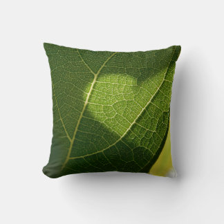 Sunlight Heart Leaf Pillow クッション
