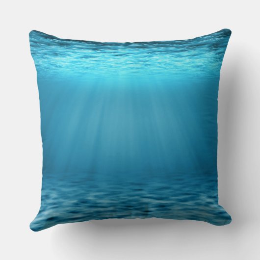 Sunlit Blue Ocean Underwater Scene クッション (裏面)