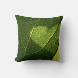 Sunlit Leaf Heart Throw Pillow クッション