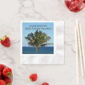 Sunlit Palm Outlook | 家族の名前と旅行の年 縁ありカクテルナプキン (インサイチュ)