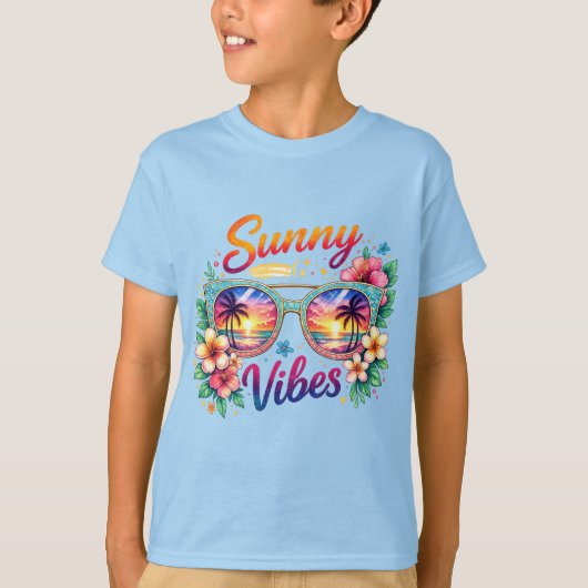 Sunny Vibes Tropical Sunset Sunglasses Kids Basic Tシャツ (正面)