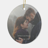 Sunraysミニマルフォト初めてのクリスマス結婚ズ セラミックオーナメント (左)