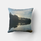 Sunrise Over A Georgia Lake クッション (裏面)
