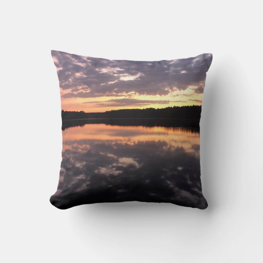 Sunrise Over Bear Lake クッション (正面)