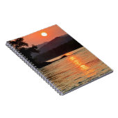 Sunrise Over Katun素晴らし River写真 ノートブック (右側)